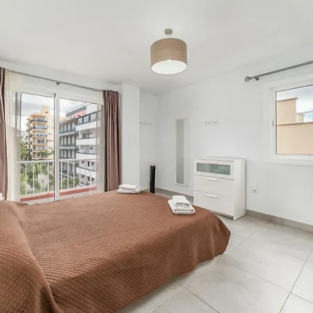 Edificio Mego Apartmán Los Cristianos (Tenerife)